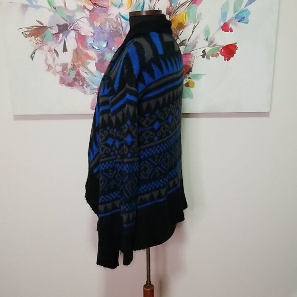 Neiman Marcus Blue Multicolored Sweater size Medium - Picture 6 of 10